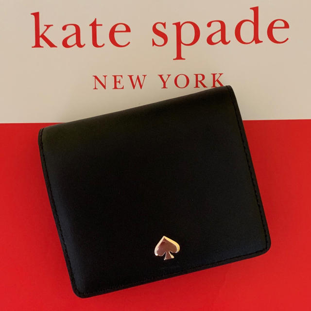 新品ケイトスペード ♠︎ツインカラーカットアウトが可愛い折りたたみ財布