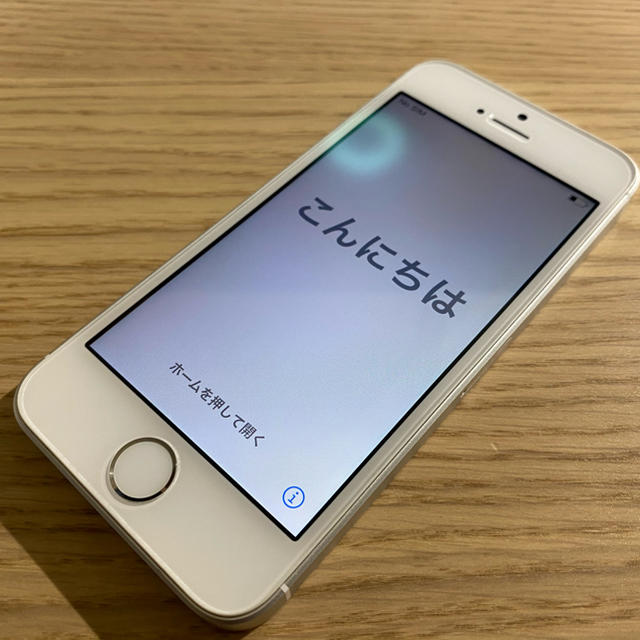 iPhone SE シルバー 32 GB