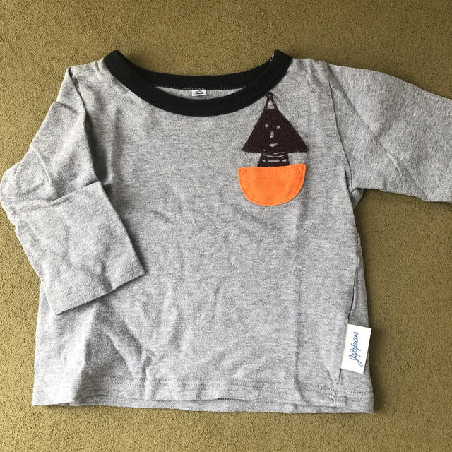 MARKEY'S(マーキーズ)のMARKEYS 薄手ロングTシャツ キッズ/ベビー/マタニティのキッズ服男の子用(90cm~)(Tシャツ/カットソー)の商品写真