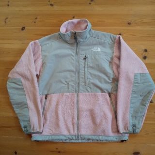 ザノースフェイス(THE NORTH FACE)のノースフェイス フリースジャケット 古着 ピンク×グレー (ブルゾン)