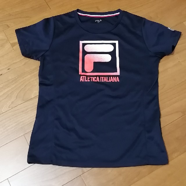 FILA(フィラ)の【お値下】フィラ　Tシャツ　レディース レディースのトップス(Tシャツ(半袖/袖なし))の商品写真