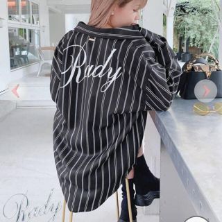 レディー(Rady)のバックロゴストライプシャツ✩.*˚取り置き中(シャツ/ブラウス(長袖/七分))