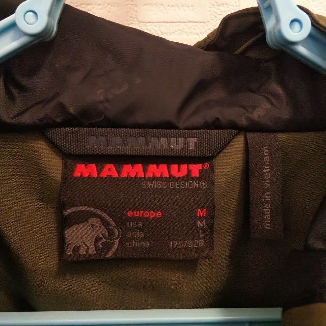 Mammut(マムート)の値下げ！MAMMUT マムート アヤコプロ カーキ(イグアナ) 新品未使用 M　 スポーツ/アウトドアのアウトドア(登山用品)の商品写真