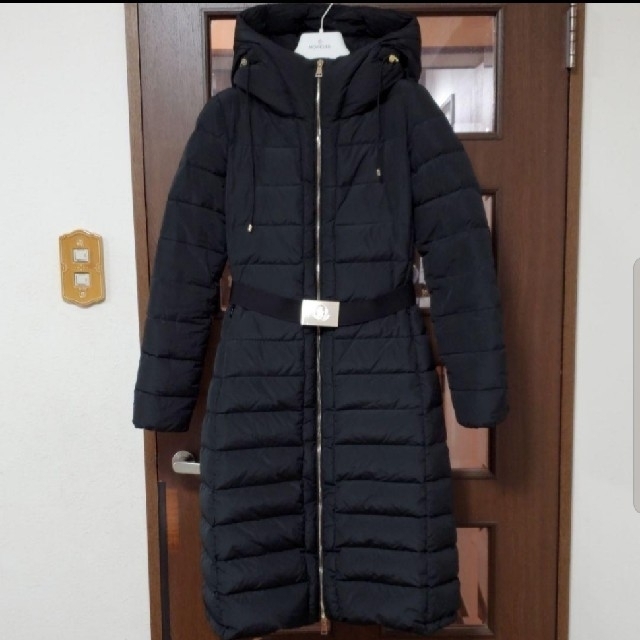 MONCLER(モンクレール)のMONCLER　IMIN  ロングダウンコート　フード、ベルト付き　ブラック　1 レディースのジャケット/アウター(ダウンコート)の商品写真