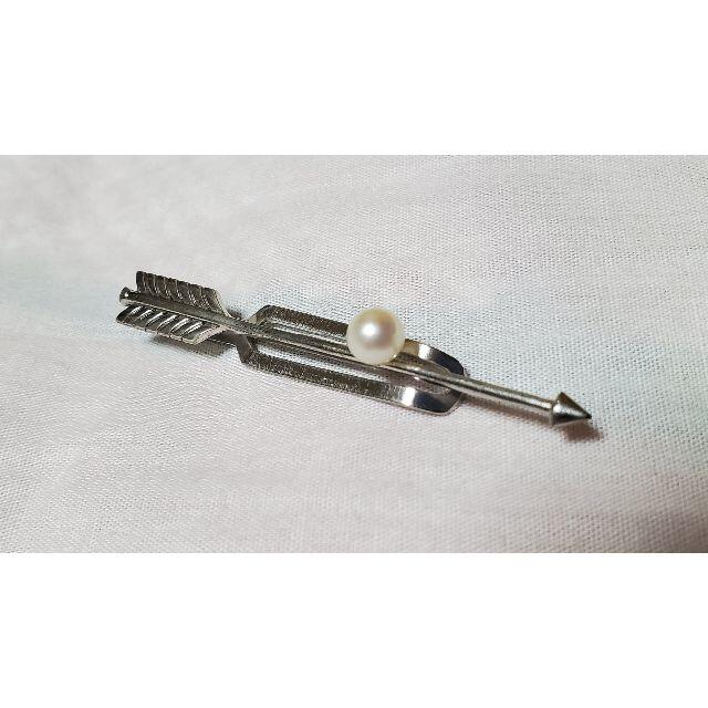 MIKIMOTO(ミキモト)の正規良 ミキモト 1Pパール装飾 アローモチーフタイピン SVクリップタイバー メンズのファッション小物(ネクタイピン)の商品写真