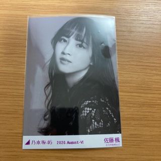 ノギザカフォーティーシックス(乃木坂46)の佐藤楓さん 生写真 ヨリ モノクロームポートレート 乃木坂46(アイドルグッズ)