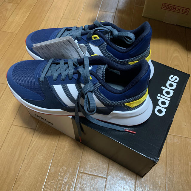 アディダスadidasスニーカーRun 90s 27cm 新品タグ付　送料無料