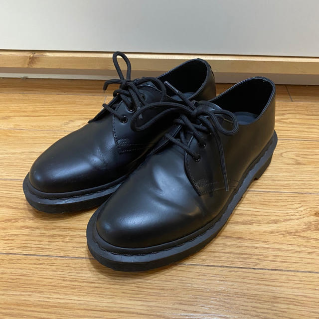 靴/シューズDr.Martens ドクターマーチン 3ホール MONO