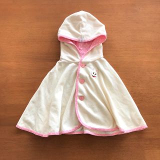 ミキハウス(mikihouse)の【美品】ミキハウス ケープ ポンチョ 70-90cm パイル地(カーディガン/ボレロ)