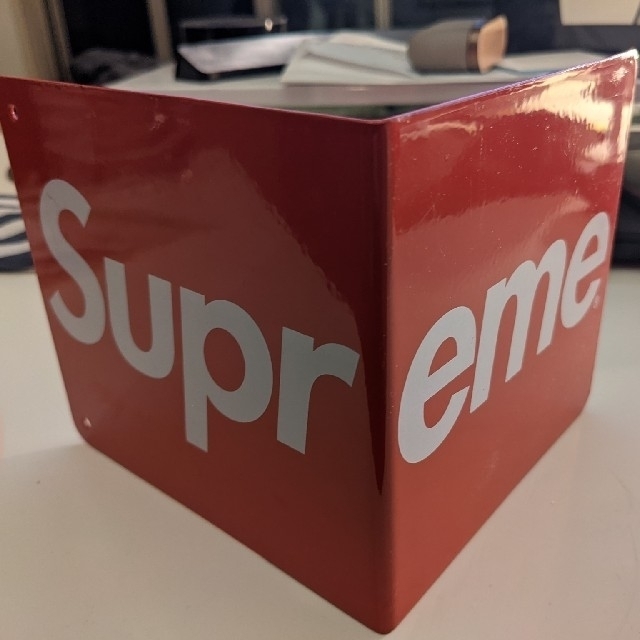 Supreme Bookends 本棚