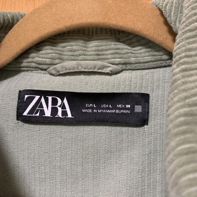 ZARA(ザラ)のZARA コーデュロイシャツジャケット L 新品 レディースのジャケット/アウター(Gジャン/デニムジャケット)の商品写真