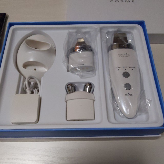 37%割引 限定販売 ミュゼ 美顔器 (最終価格) フェイスケア/美顔器 非対面販売 ミュゼ 美顔器 美顔用品/美顔ローラー
