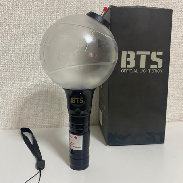 BTS 防弾少年団 OFFICIAL LIGHT STICK