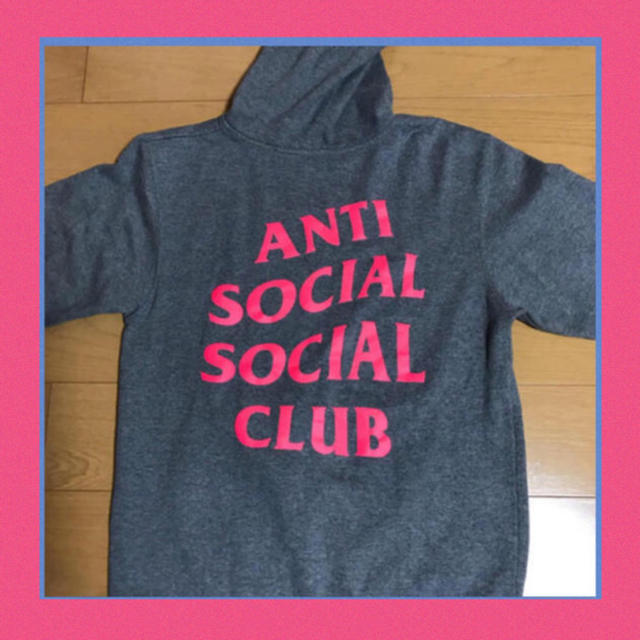 UNDERCOVER(アンダーカバー)の本物 antisocialsocialclub パーカー tシャツ ma1 新作 メンズのトップス(パーカー)の商品写真