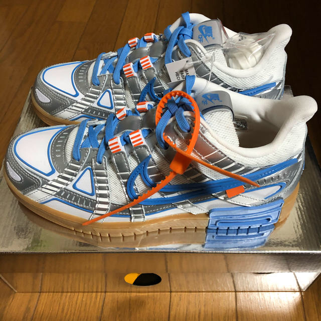 NIKE(ナイキ)のOFF WHITE NIKE AIR RUBBER DUNK LOW  メンズの靴/シューズ(スニーカー)の商品写真