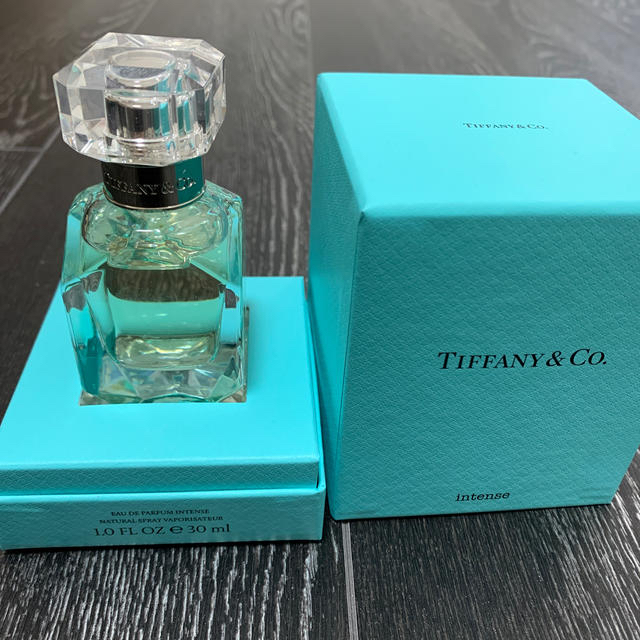 Tiffany & Co.(ティファニー)のティファニー　オードパルファム　インテンス　30ml コスメ/美容の香水(香水(女性用))の商品写真