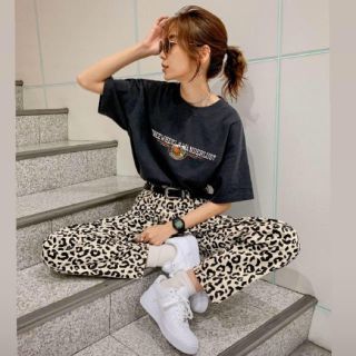 マウジー(moussy)のMOUSSY今季完売♡LEOPARD WIDE パンツ♡レオパードパンツ新品(カジュアルパンツ)