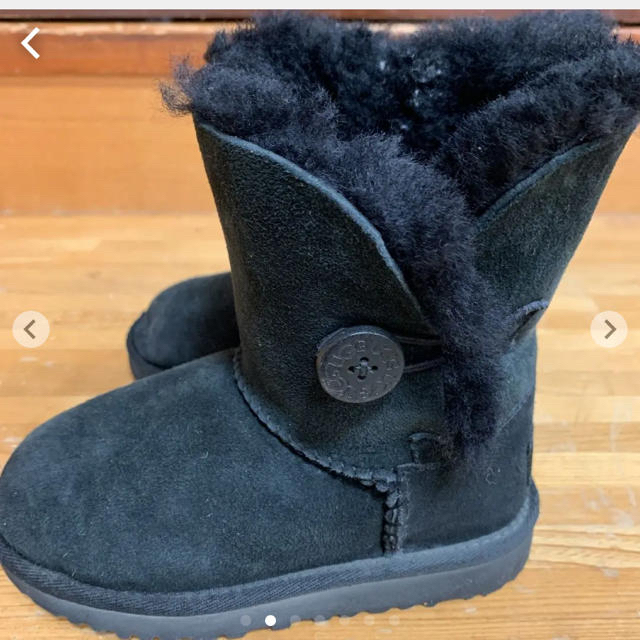 UGG(アグ)の専用ですugg ムートンブーツ　17センチ キッズ/ベビー/マタニティのキッズ靴/シューズ(15cm~)(ブーツ)の商品写真