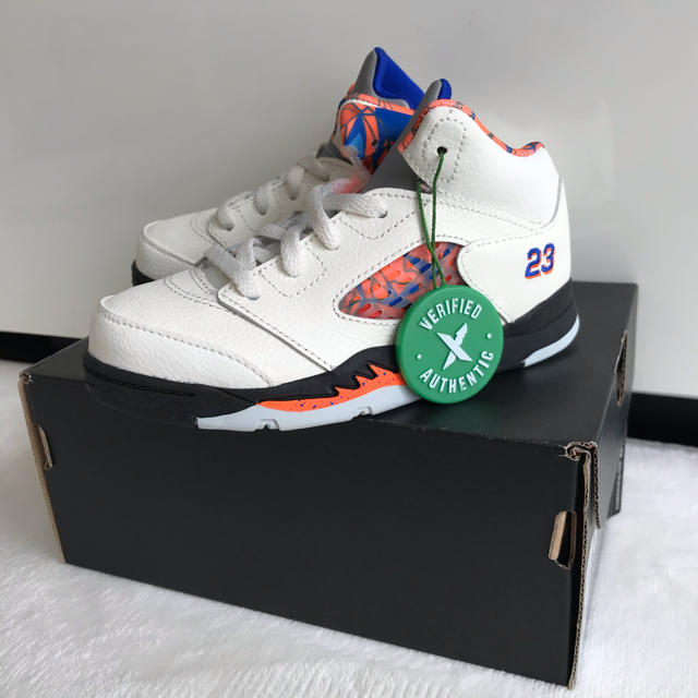 NIKE(ナイキ)の【新品・未使用】ジョーダン5  JORDAN5  ベビー  スニーカー  15㎝ キッズ/ベビー/マタニティのキッズ靴/シューズ(15cm~)(スニーカー)の商品写真