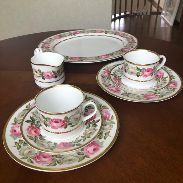 Royal Worcester(ロイヤルウースター)の【専用】ロイヤルウースター、ジノリ、DUCHESSおまとめ インテリア/住まい/日用品のキッチン/食器(食器)の商品写真