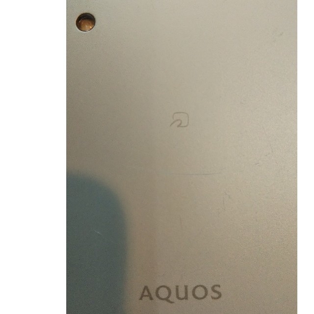 AQUOS(アクオス)のAQUOS sense SHV40_u + F-05J スマホ/家電/カメラのスマートフォン/携帯電話(スマートフォン本体)の商品写真