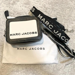 マークジェイコブス(MARC JACOBS)のMARC JACOBS ショルダーバッグ　ロゴストラップ付き(ショルダーバッグ)