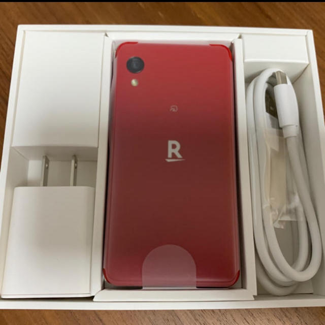 Rakuten(ラクテン)の【新品】楽天ミニ Rakuten Mini クリムゾンレッド スマホ/家電/カメラのスマートフォン/携帯電話(スマートフォン本体)の商品写真