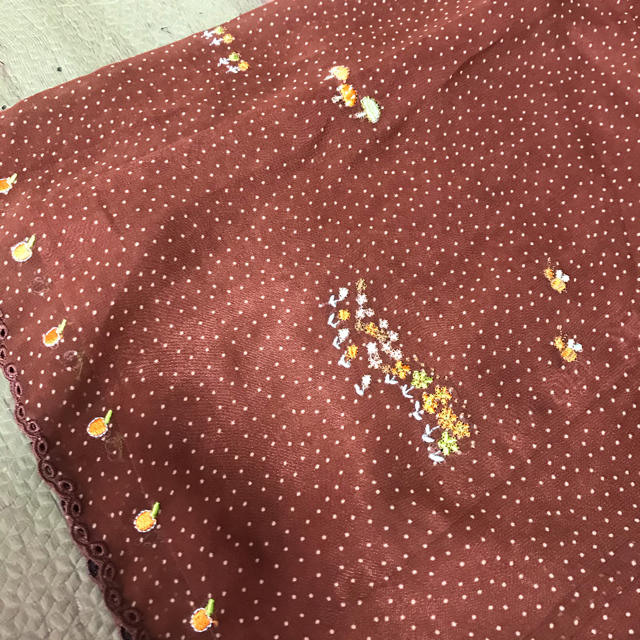 franche lippee(フランシュリッペ)のシェリーラファム♡刺繍が可愛い秋色スカート  レディースのスカート(ひざ丈スカート)の商品写真