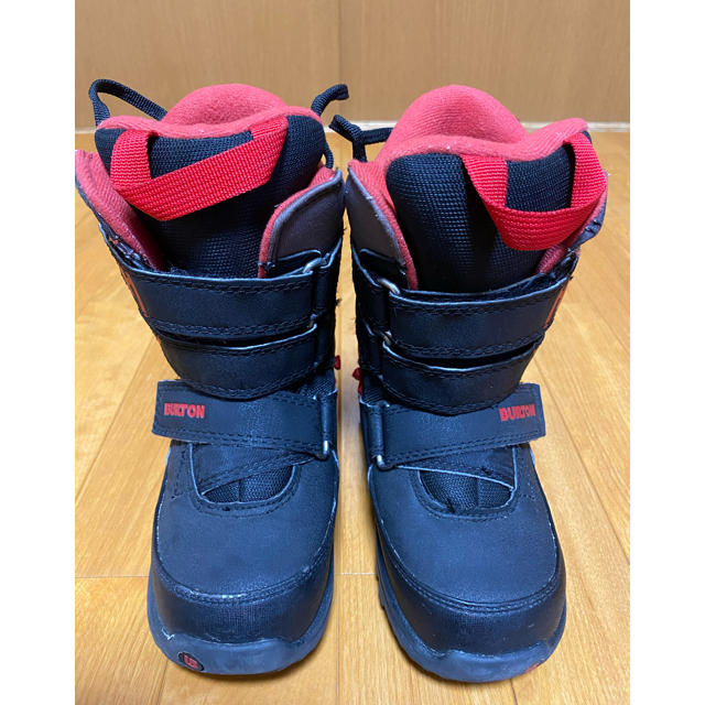 BURTON(バートン)のBURTON バートン キッズ スノーボードブーツ ダースベイダー 18.5cm スポーツ/アウトドアのスノーボード(ブーツ)の商品写真