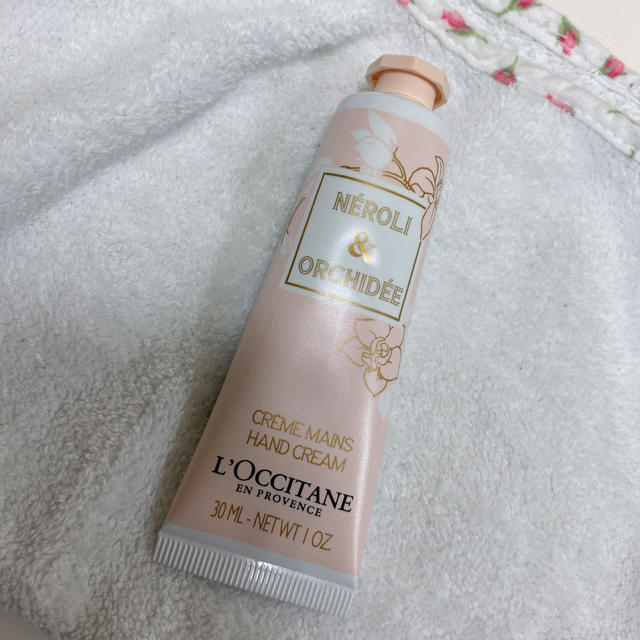 L'OCCITANE(ロクシタン)の新品未開封★ロクシタンハンドクリーム  コスメ/美容のボディケア(ハンドクリーム)の商品写真