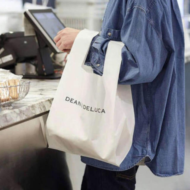 DEAN & DELUCA(ディーンアンドデルーカ)のDEAN&DELUCA♡エコバッグ レディースのバッグ(エコバッグ)の商品写真