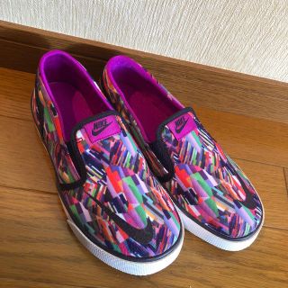 ナイキ(NIKE)のNIKE スリッポン(スリッポン)