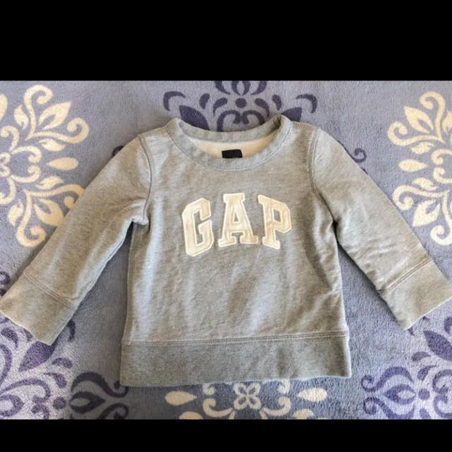 babyGAP(ベビーギャップ)の豪華3点セット！男の子　お洒落着 キッズ/ベビー/マタニティのベビー服(~85cm)(トレーナー)の商品写真