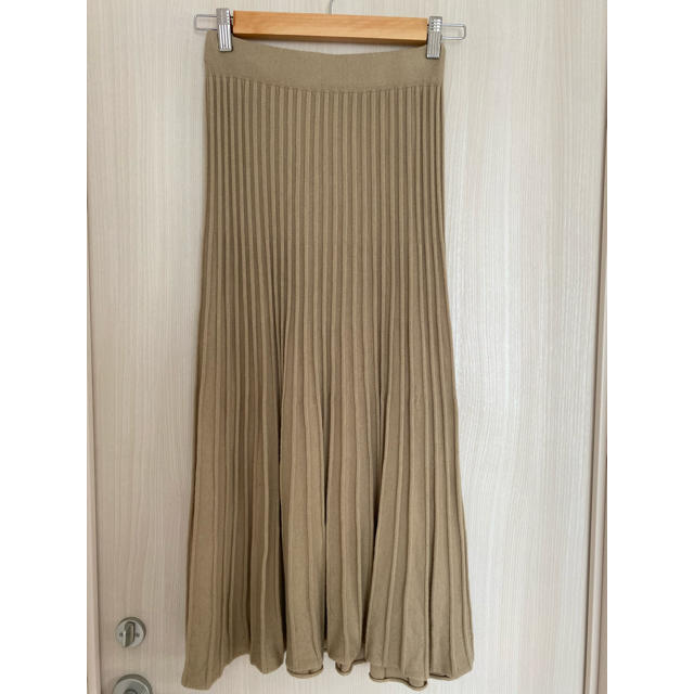 【やまみ様専用！CORNERS】ニットミディフレアスカート レディースのスカート(ロングスカート)の商品写真