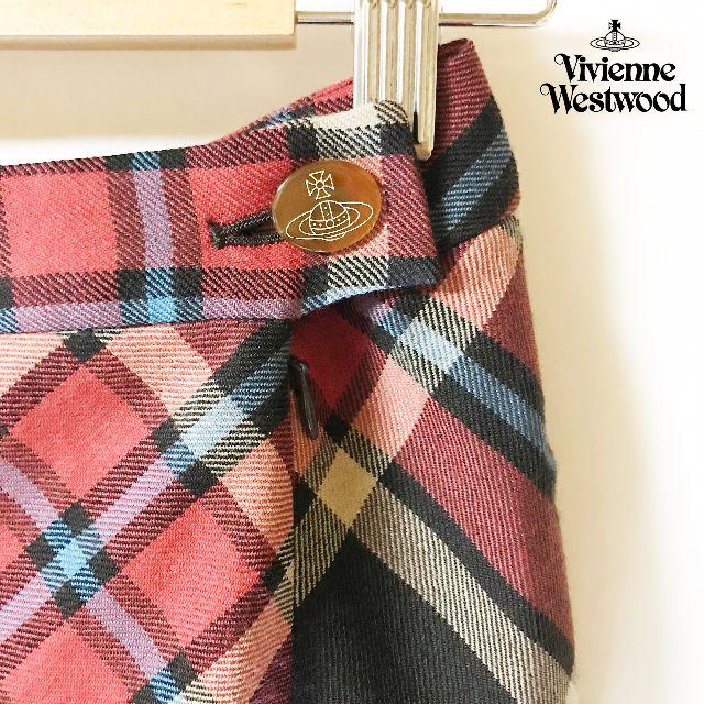 Vivienne Westwood(ヴィヴィアンウエストウッド)の【Vivienne Westwood】Red McAndreas バックリボン  レディースのスカート(ひざ丈スカート)の商品写真