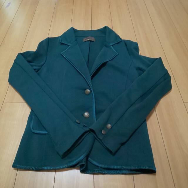 QTOP(キュートゥーピー)のジャケット レディースのジャケット/アウター(テーラードジャケット)の商品写真