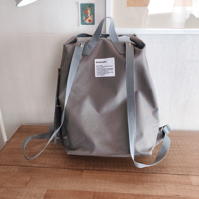 スティッチアンドソー  リュック　グレー レディースのバッグ(リュック/バックパック)の商品写真