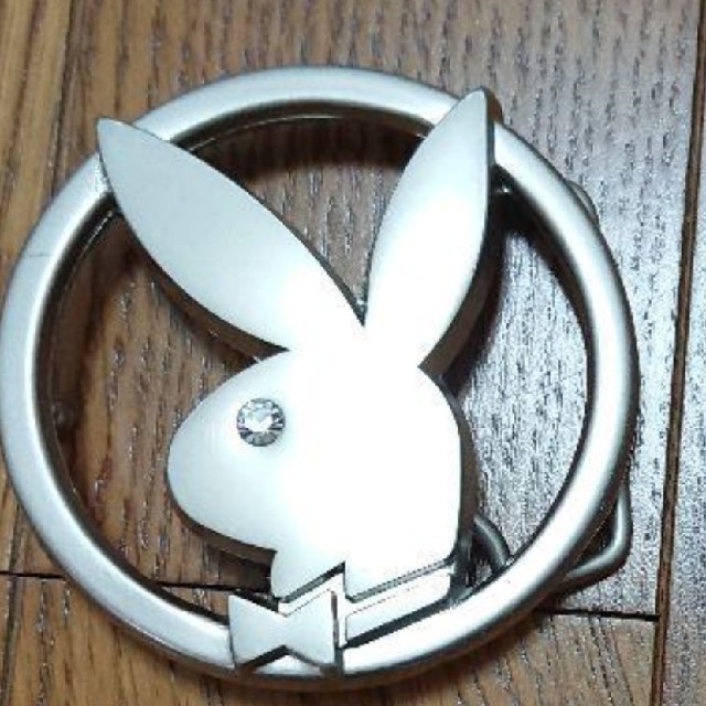 PLAYBOY(プレイボーイ)のプレイボーイ ベルト バックル 大きめ メンズのファッション小物(ベルト)の商品写真