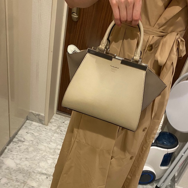 FENDI - FENDI プチトロワジュールの通販 by shop|フェンディならラクマ