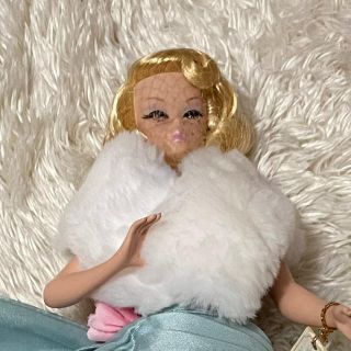 バービー ぬいぐるみ/人形(ゴールド/金色系)の通販 39点 | Barbieの