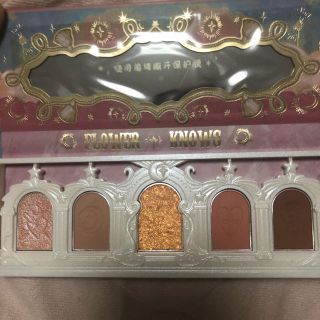 カラーポップ(colourpop)のフラワーノーズ ユニコーン アイシャドウパレット(アイシャドウ)