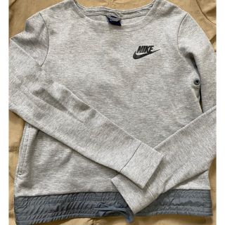 ナイキ(NIKE)の専用　NIKE(トレーナー/スウェット)