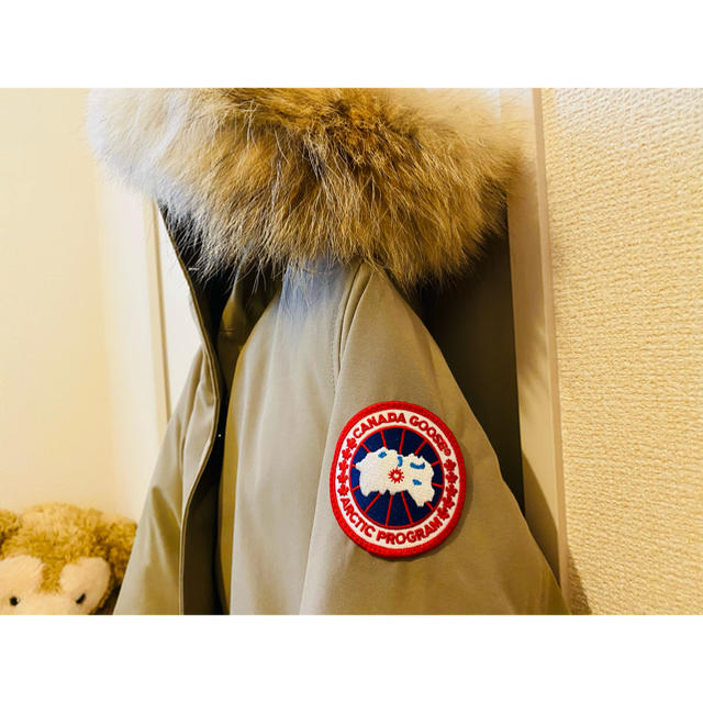 CANADA GOOSE(カナダグース)のCANADA GOOSEダウン レディースのジャケット/アウター(ダウンジャケット)の商品写真