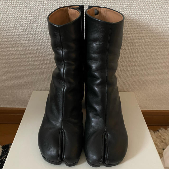 Maison Martin Margiela(マルタンマルジェラ)のめいさま専用　最終値下げ　maison martin margiela 35  レディースの靴/シューズ(ブーツ)の商品写真