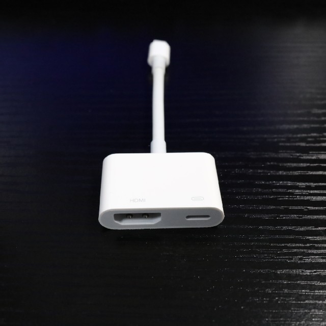 Apple純正　Lightning Digital AV アダプタ　HDMI スマホ/家電/カメラのテレビ/映像機器(その他)の商品写真