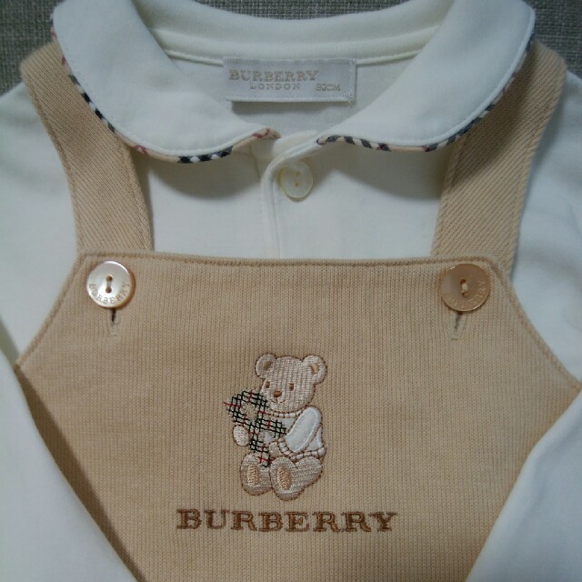 BURBERRY(バーバリー)のBURBERRY オーバーオール80㎝＆長袖カットソー80㎝のセット キッズ/ベビー/マタニティのベビー服(~85cm)(カバーオール)の商品写真