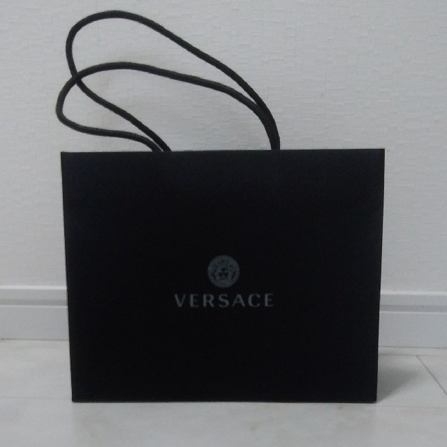 VERSACE(ヴェルサーチ)のヴェルサーチ紙袋(ジュエリー用) レディースのバッグ(ショップ袋)の商品写真