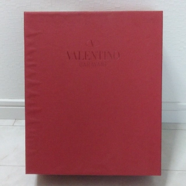 ヴァレンティノ　シューズ用箱 レディースのバッグ(ショップ袋)の商品写真