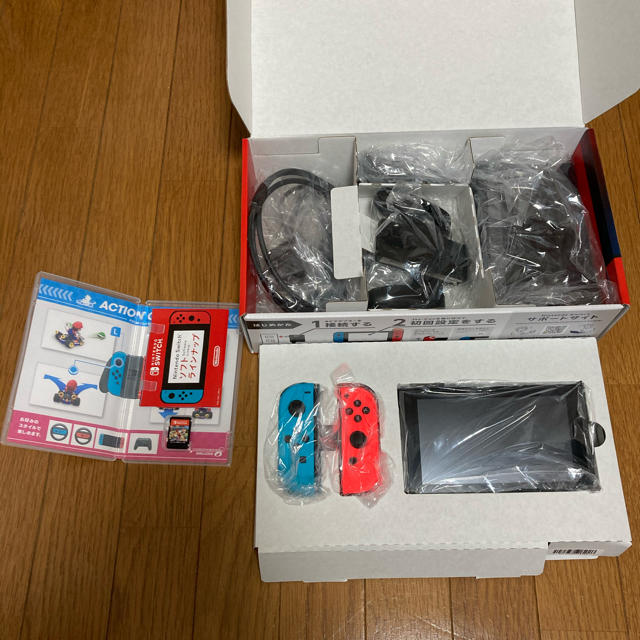 【美品】Nintendo Switch 本体　マリオカート8 デラックス　セット