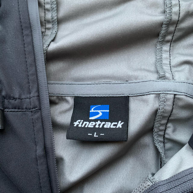 finetrack(ファイントラック)のファイントラック　フロウラップフーディー スポーツ/アウトドアのアウトドア(登山用品)の商品写真